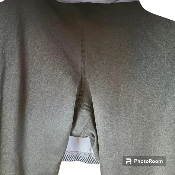 Athleta Skirt Up Acceleration 2 in 1 Skirt Legging - Picture 7 of 14